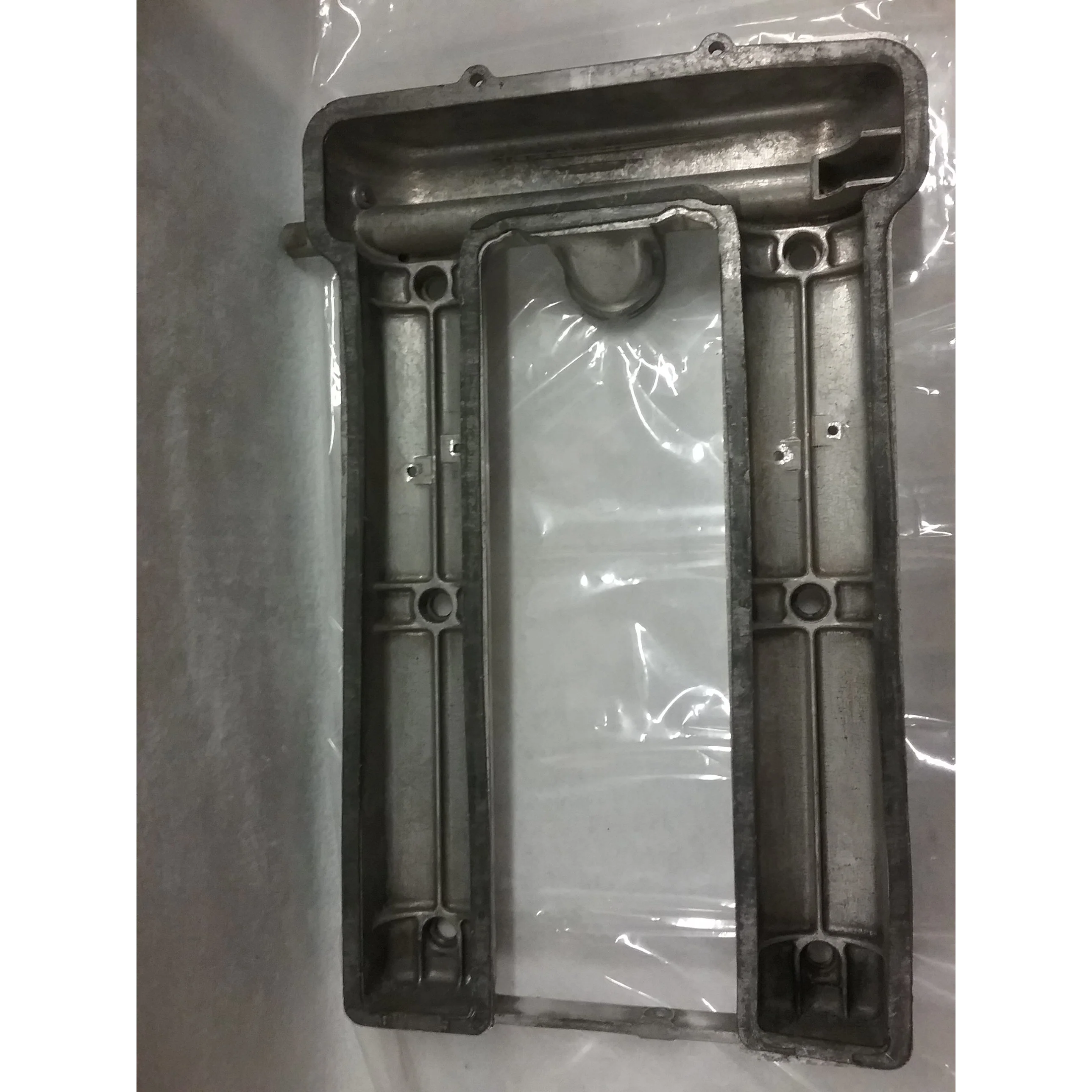 Alfa Romeo Twin-Cam Valve Cover (a) - Image 2