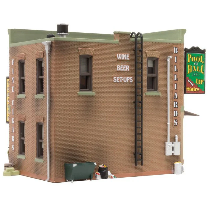 BR5024 HO B/U Corner Emporium - Image 3