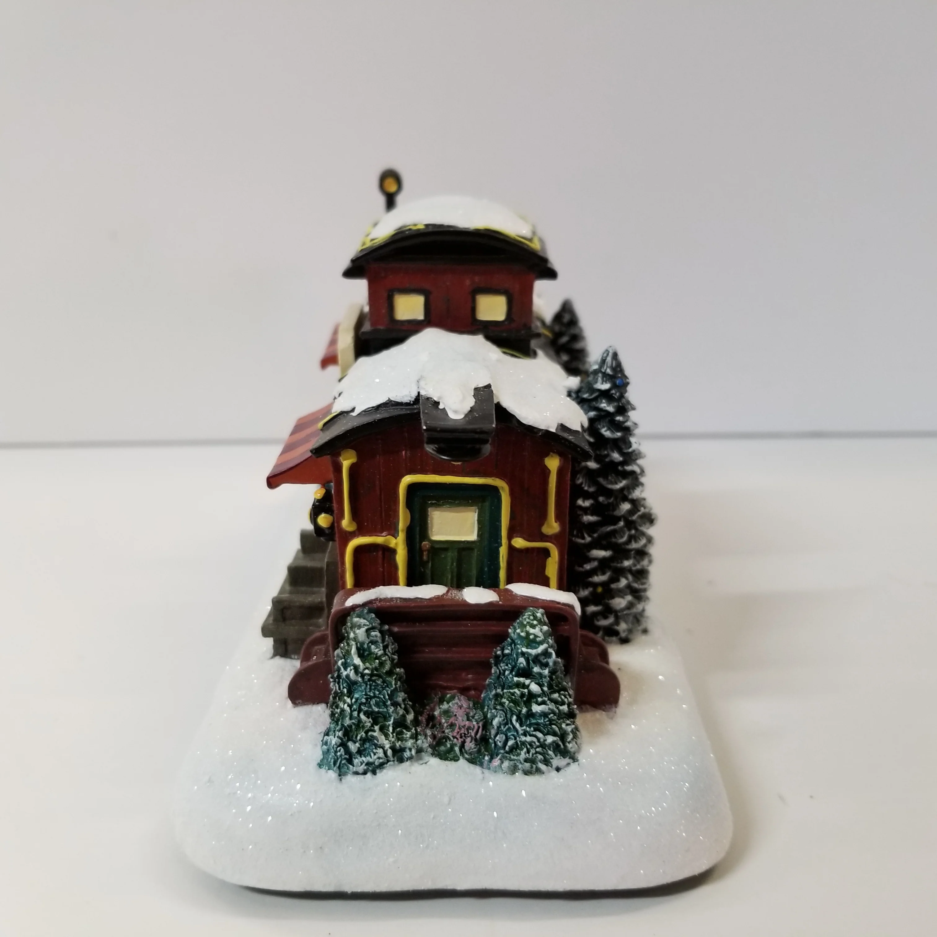 Hawthorne Village Collection No.A0352 Little Red Caboose Diner - Image 2