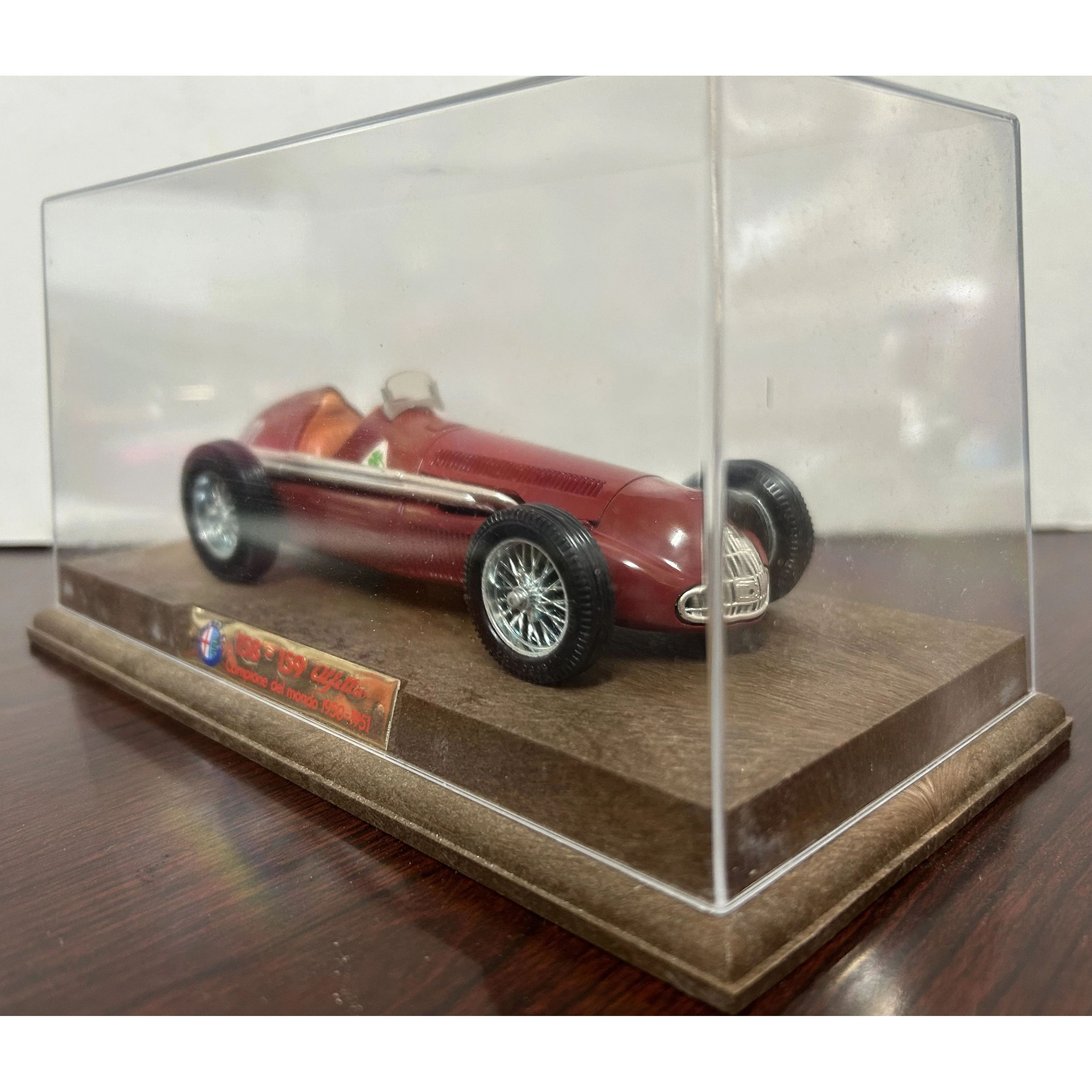 Mebeloye 1/25 Scale Alfa Romeo Alfetta 158-159 with box - Image 7