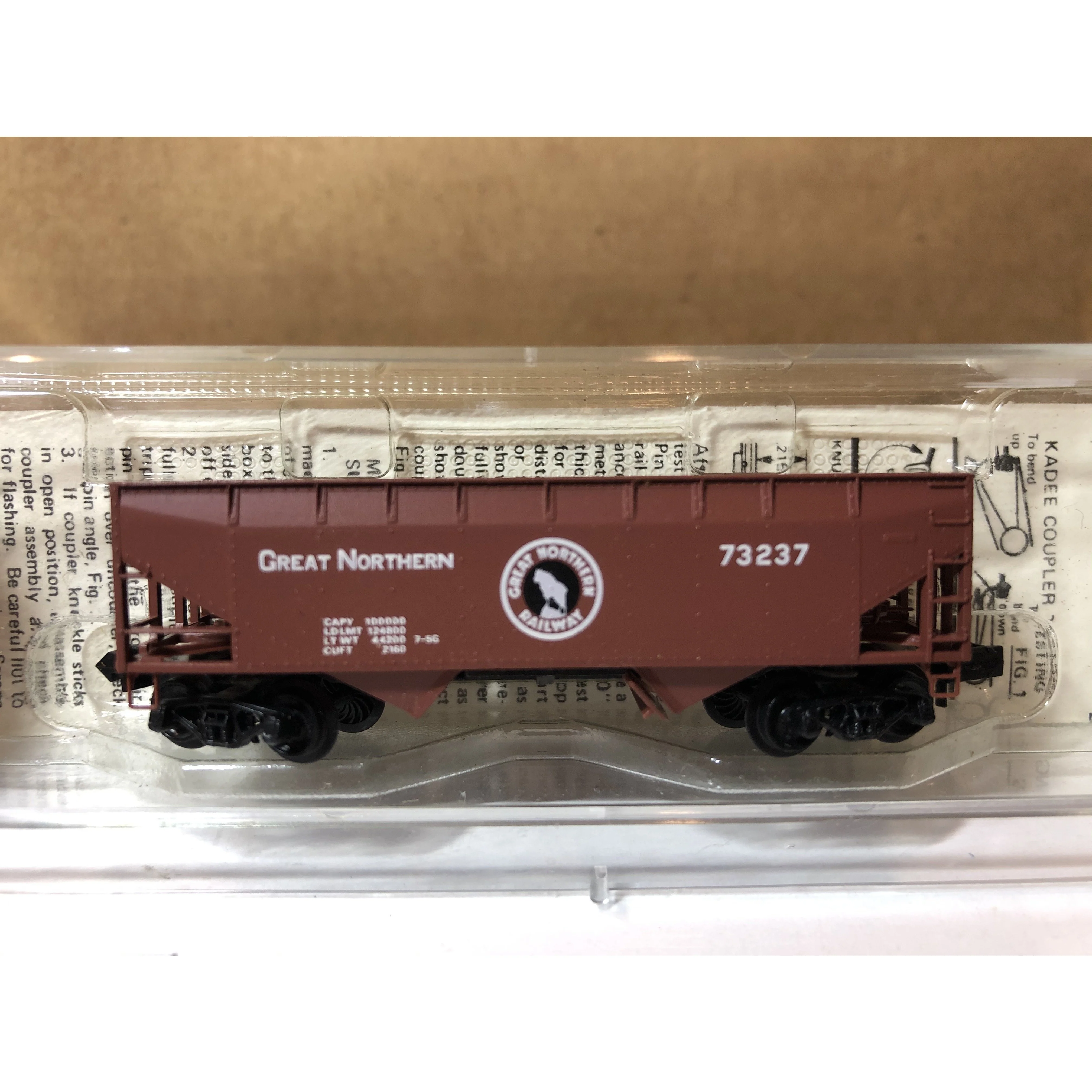 N Scale 55060 Kadee Great Northern 33' Twin Hopper #73237