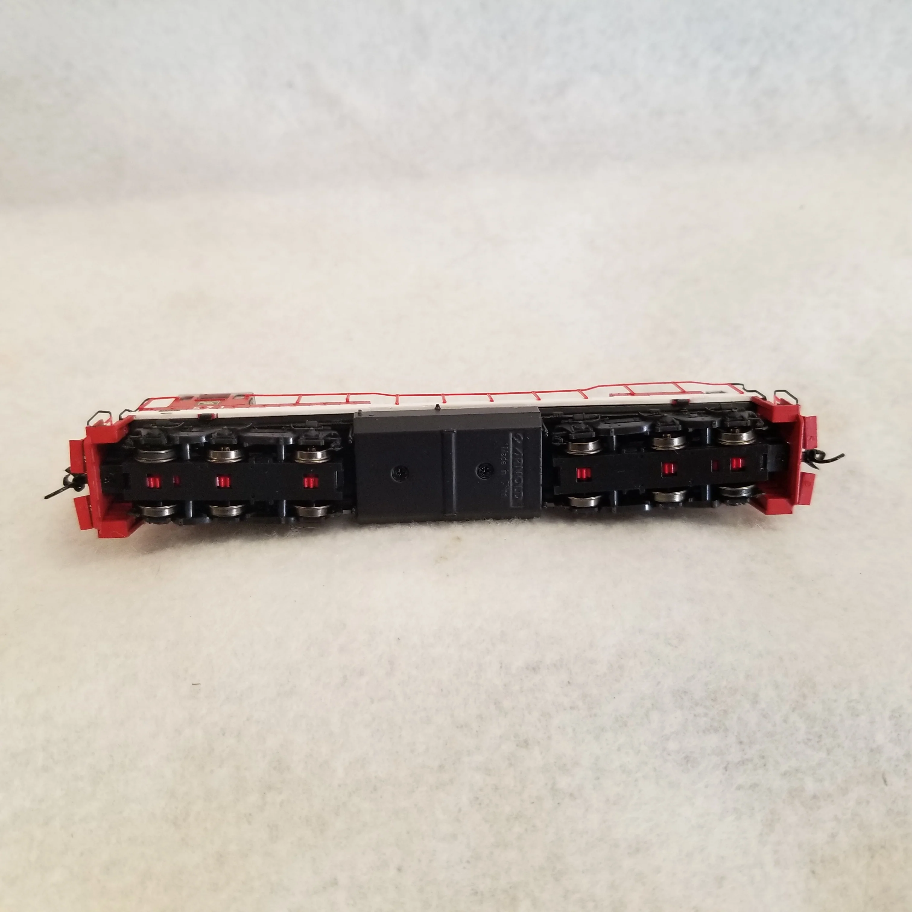 N Scale Arnold No.HN2311 Chicago Burlington And Quincy Locomotive #571 - Image 3