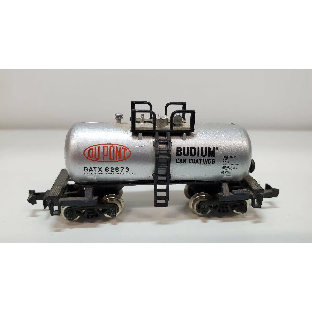 N Scale Atlas DuPont 62673 "BeerCan" Tank Car