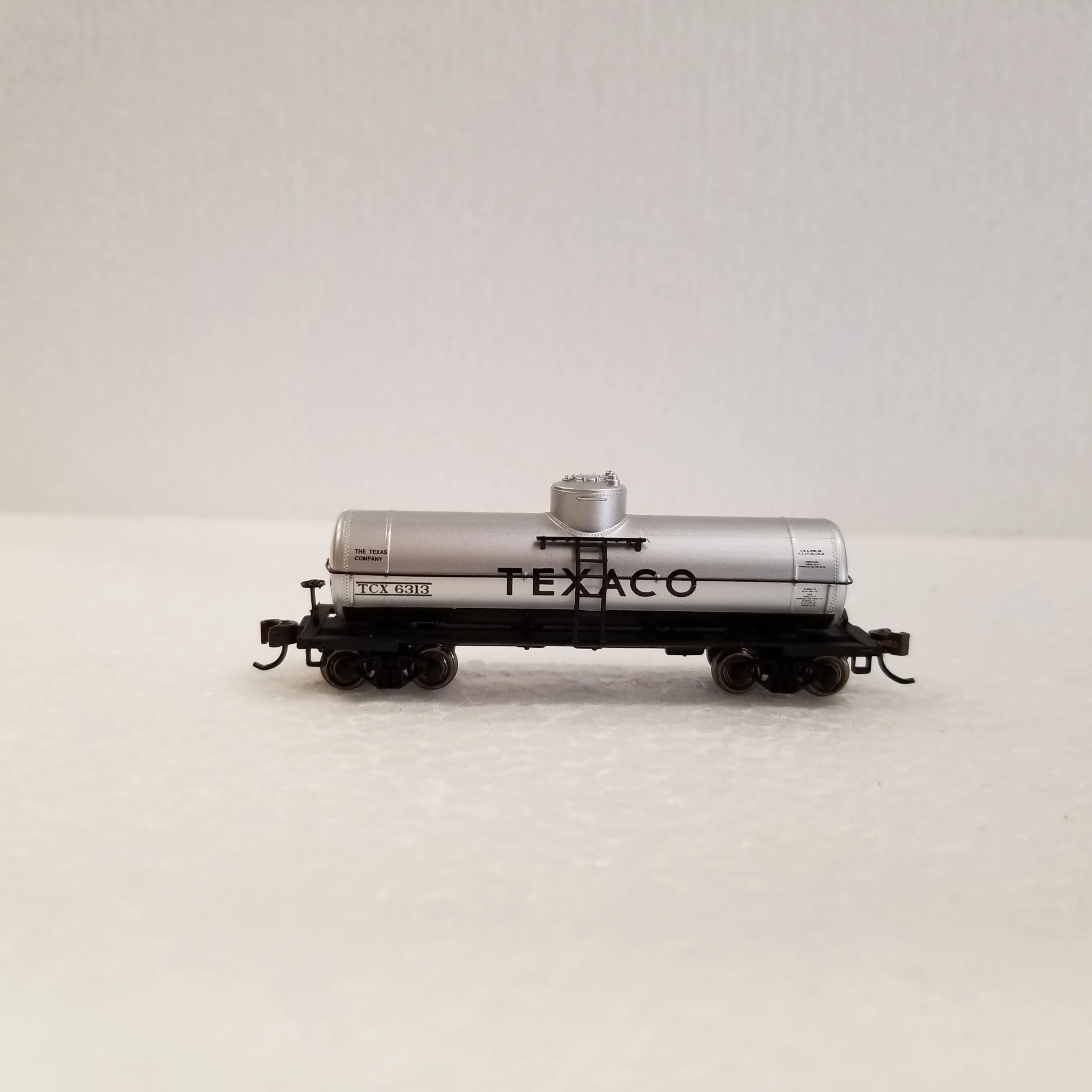 N Scale Bachmann No.17854 Single Dome Tank Car Texaco No.6313