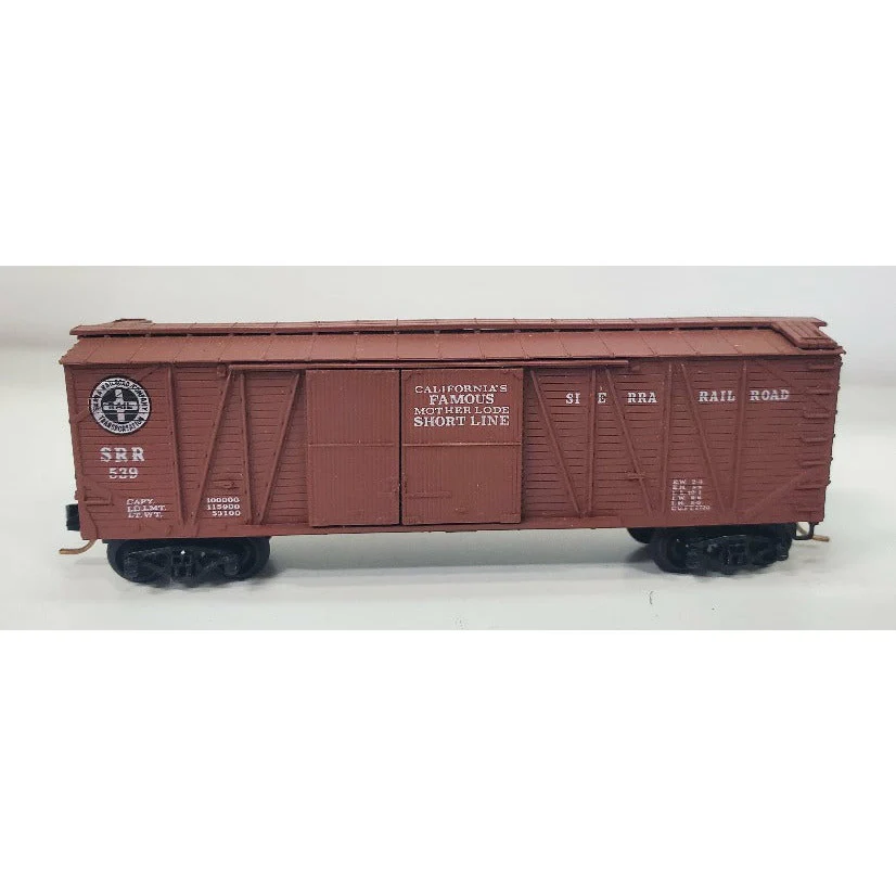 N Scale Micro Trains Sierra Railroad 539 Box Car