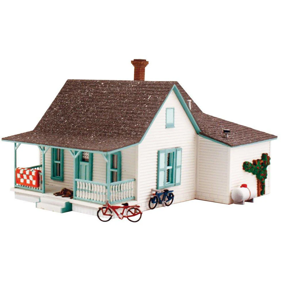 PF5186 HO KIT Granny's House