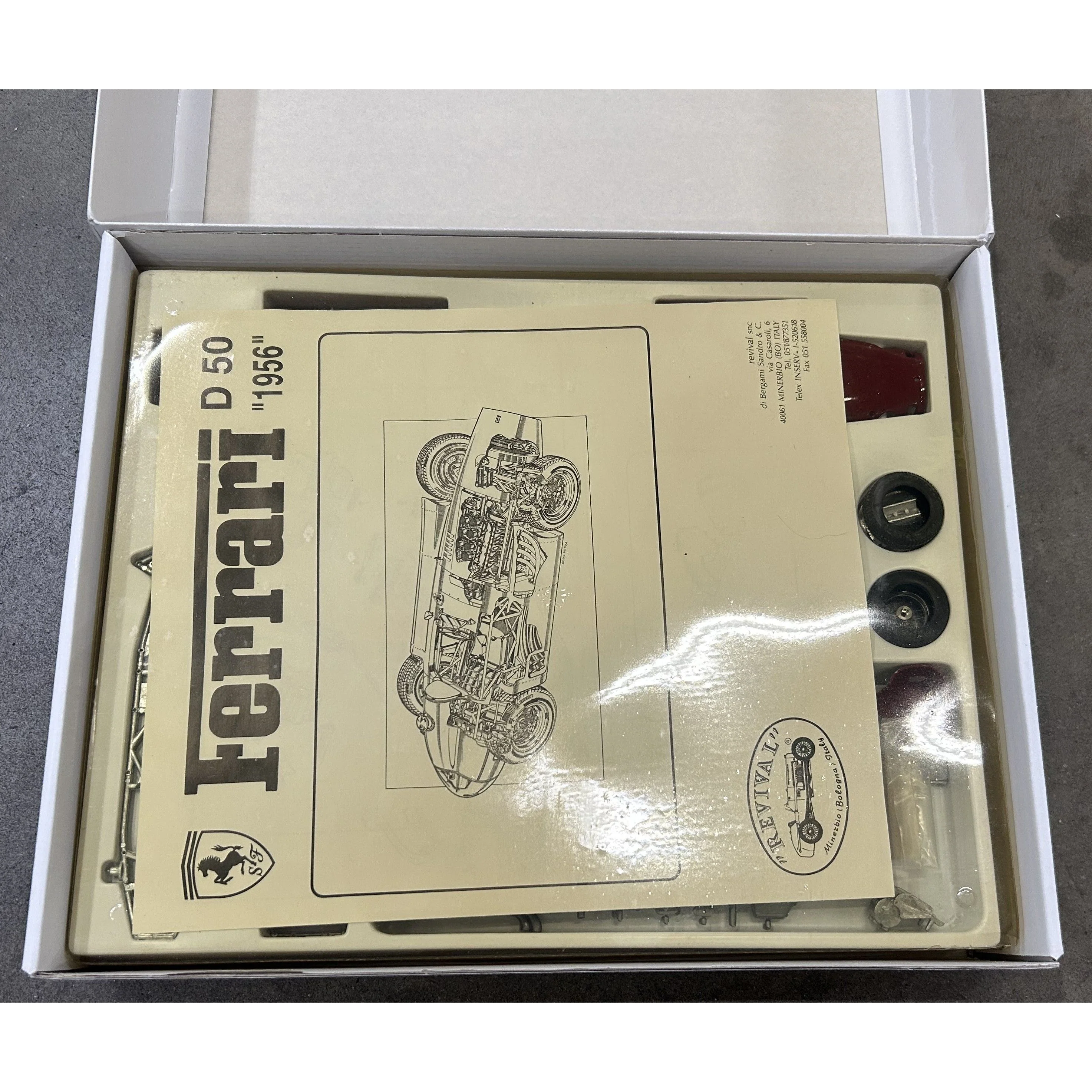 Revival 1/20 Scale Metal 1956 Ferrari D50 Grand Prix Car - Image 2